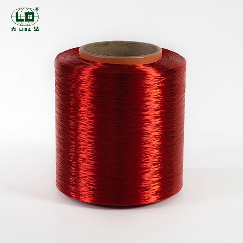 I hvilke brancher påføres Total Brgiht Polyester Dope Dyed Filament Garn